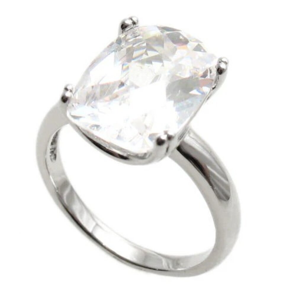 Spectacular Ring With Clear Rectangular 10x14mm C… - image 1